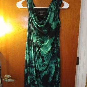 A beautiful 4P dress.